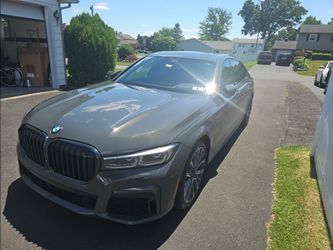 2021 BMW 750i