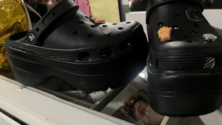 Platform Clogs  With Bad Bunny Charms 