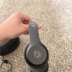 Beats Solo3 Wireless Headphones – Black – Great Condition + Case
