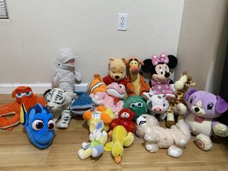 Big Lot Of Plushies,  Disney And others Brand 