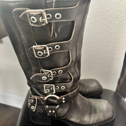 Steven Madden Distressed Boots 