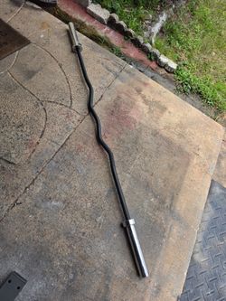 Weight Rackable curl bar