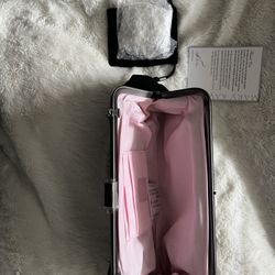 Mary Kay Velvet Clutch 