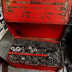 TOOL BOXES WITH TOOLS