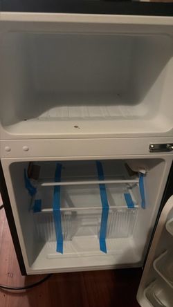 Mini fridge
