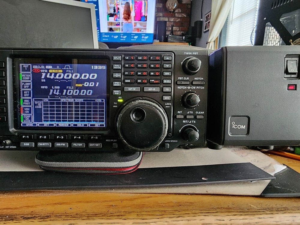 Icom 756 Pro II W/PS125
