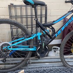 New Huffy Women’s Mountain Bike