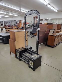 Mirror w/ Decorative Inlay
