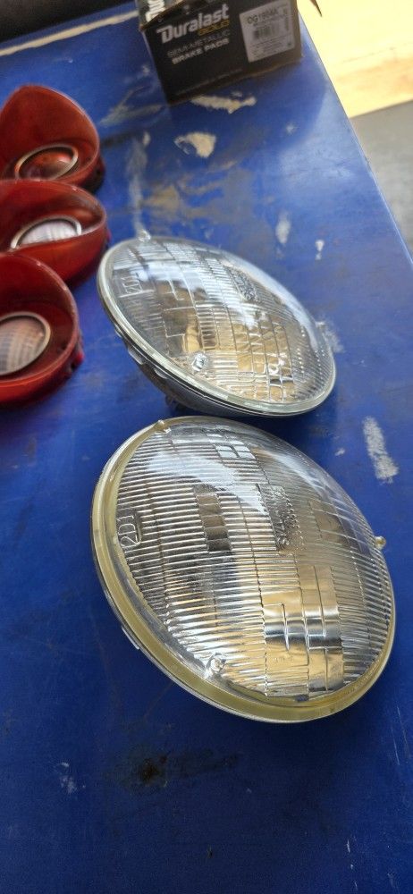 Chevelle 70-72 Headlights/taillights