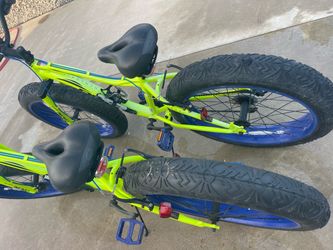 🔥 2 Fat Tire Bikes – Great Condition – $650 for Both!
