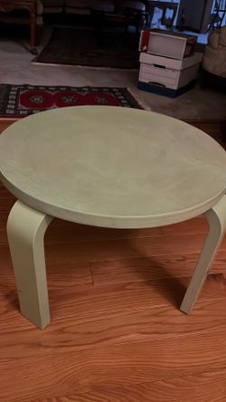 Table all wood