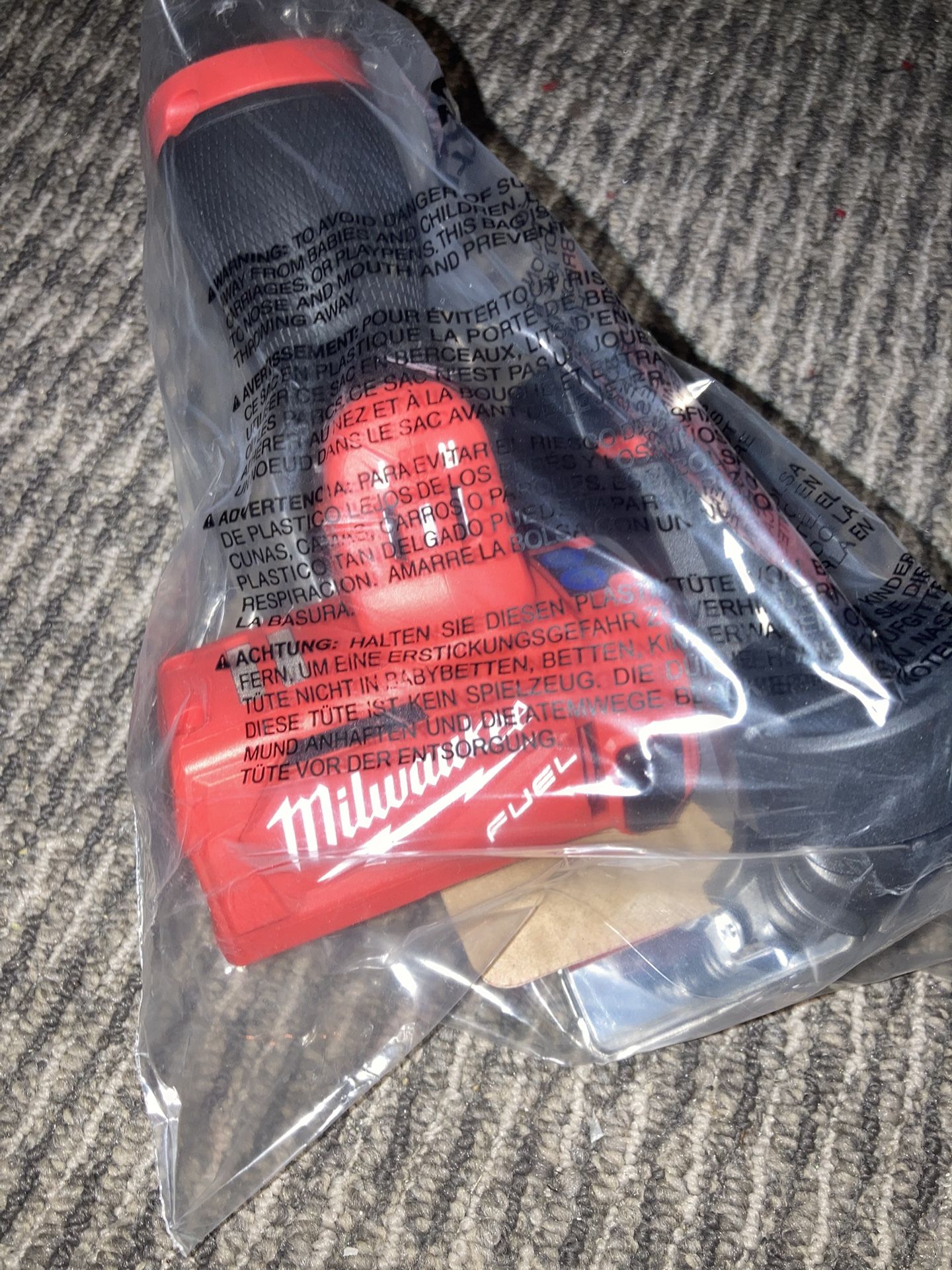 MILWAUKEE M12 FUEL 12V Lithium-Ion Brushless Cordless 3 in. Cut Off Saw•NEW•