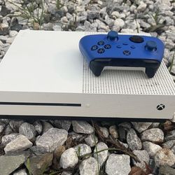 Xbox One S Controller Needs Battery