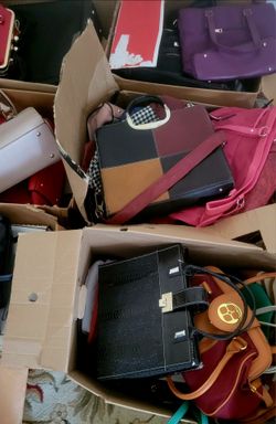 Purse lot, NWOT GREAT DEAL!!7 BOXES