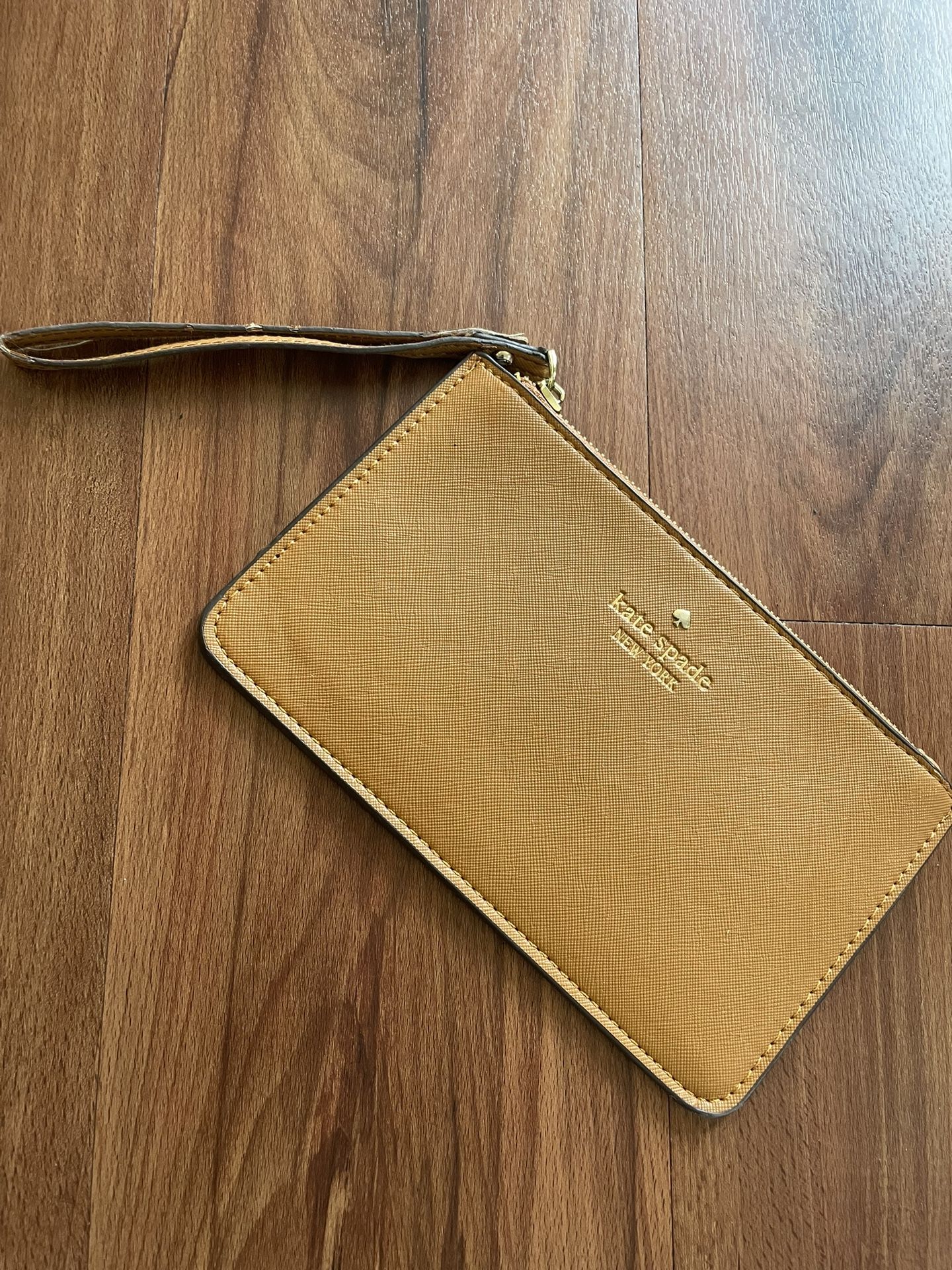 Kate Spade New York Wristlet