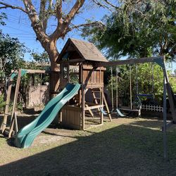 Backyard Play Set