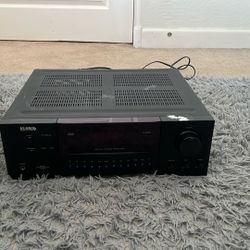 KLHIIIII Audio Systems Receiver Works Pretty Good It Has Bass Treble And Balance Controls 