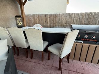 Set of 4 chairs