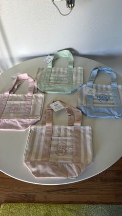 Trader Joe’s mini totes stripe (make an offer)