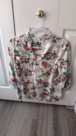 Eden & Olivia Floral Blouse