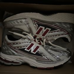 Men’s Sneakers 9.5