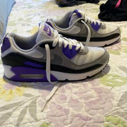 Nice Pair Nike Sir Max Used But In Good Cont For 20.00
