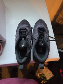 Nike Air Max Low-Top Sneakers All Black