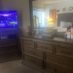 Free Bedroom Set 