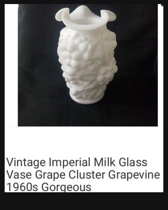 Vintage Imperial Milk Glass. Vase. 8 Inches Tall. Excellent Condition.
