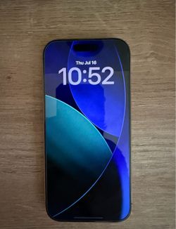 Apple iphone 16 Pro (Unlocked)