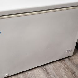 Danby Chest Freezer 7 Cubic FT