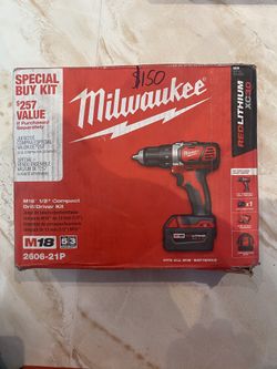 Milwaukee Compact Drill