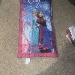 Disney Frozen Camping Kids Sleeping Bag  Elsa & Anna  28" x 56"  Full Length