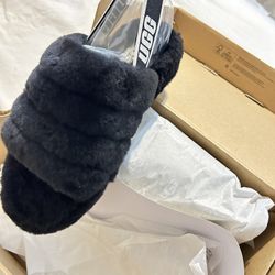 Brand New Ugg Size 7 
