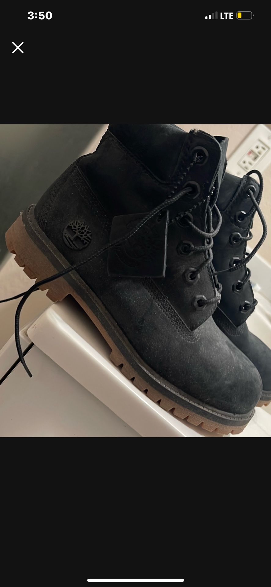 Boys Timberlands Size 4