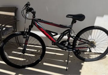 Hyper shocker Mountain Bike