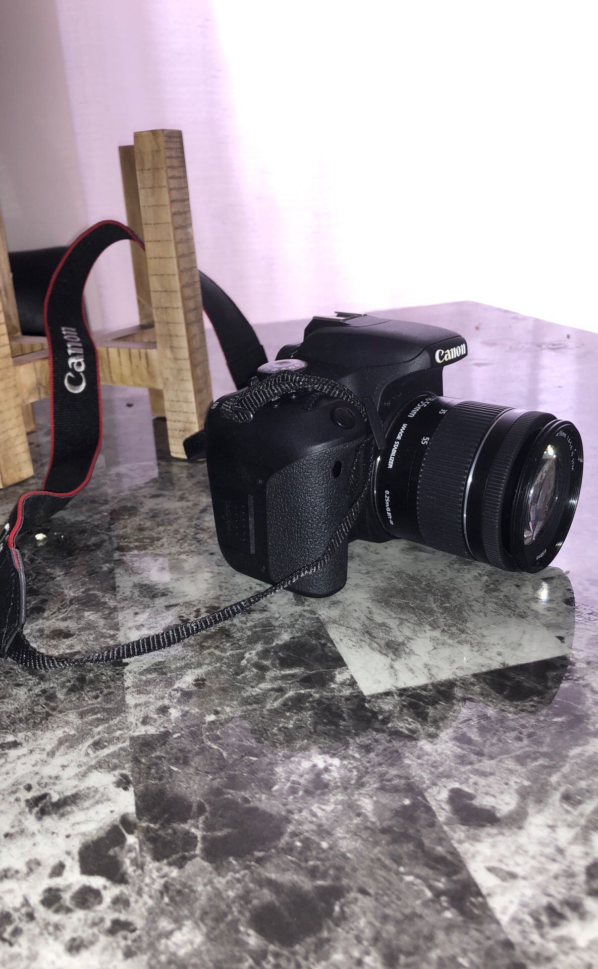 Canon EOS T7i camera great condition