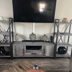 Entertainment console 