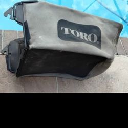 Toro 22" lawn mower bagvgrass catcher good used  👍 