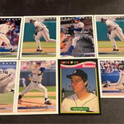 Lot of 8 Detroit Tigers MLB CARDS