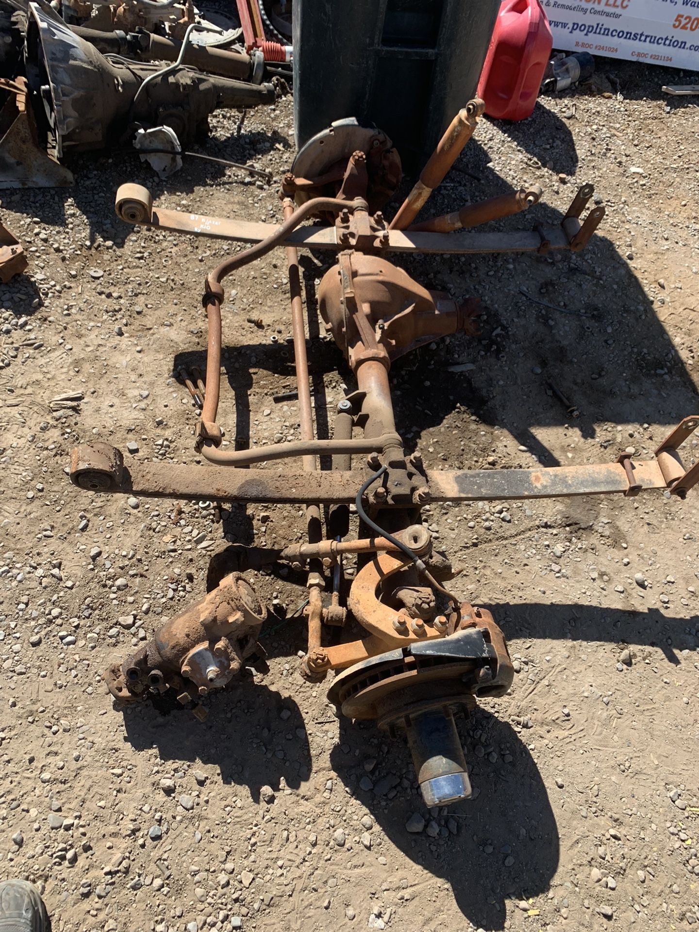 84’ Chevrolet Square Body Front Axel