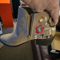 Ankle Boots 