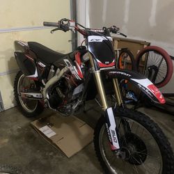 04 Crf250r 