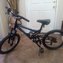 Hyper Shocker 20" Mountain Bike Men's Boys 