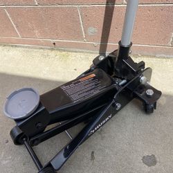 Husky Big Car Jack 3 Tons 