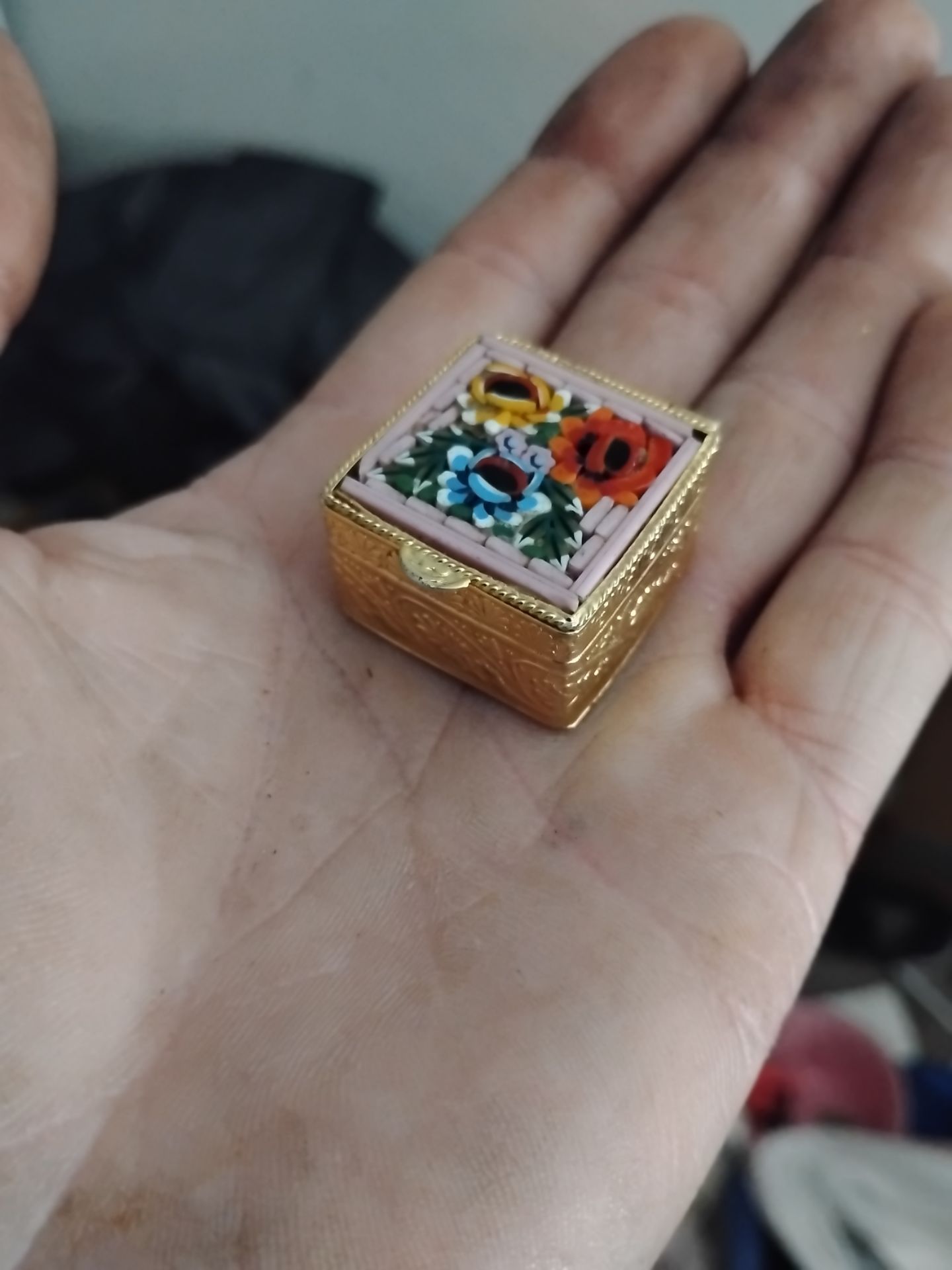 Cool vintage pillbox