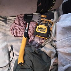 Dewalt Hatchet And Tape Measure 