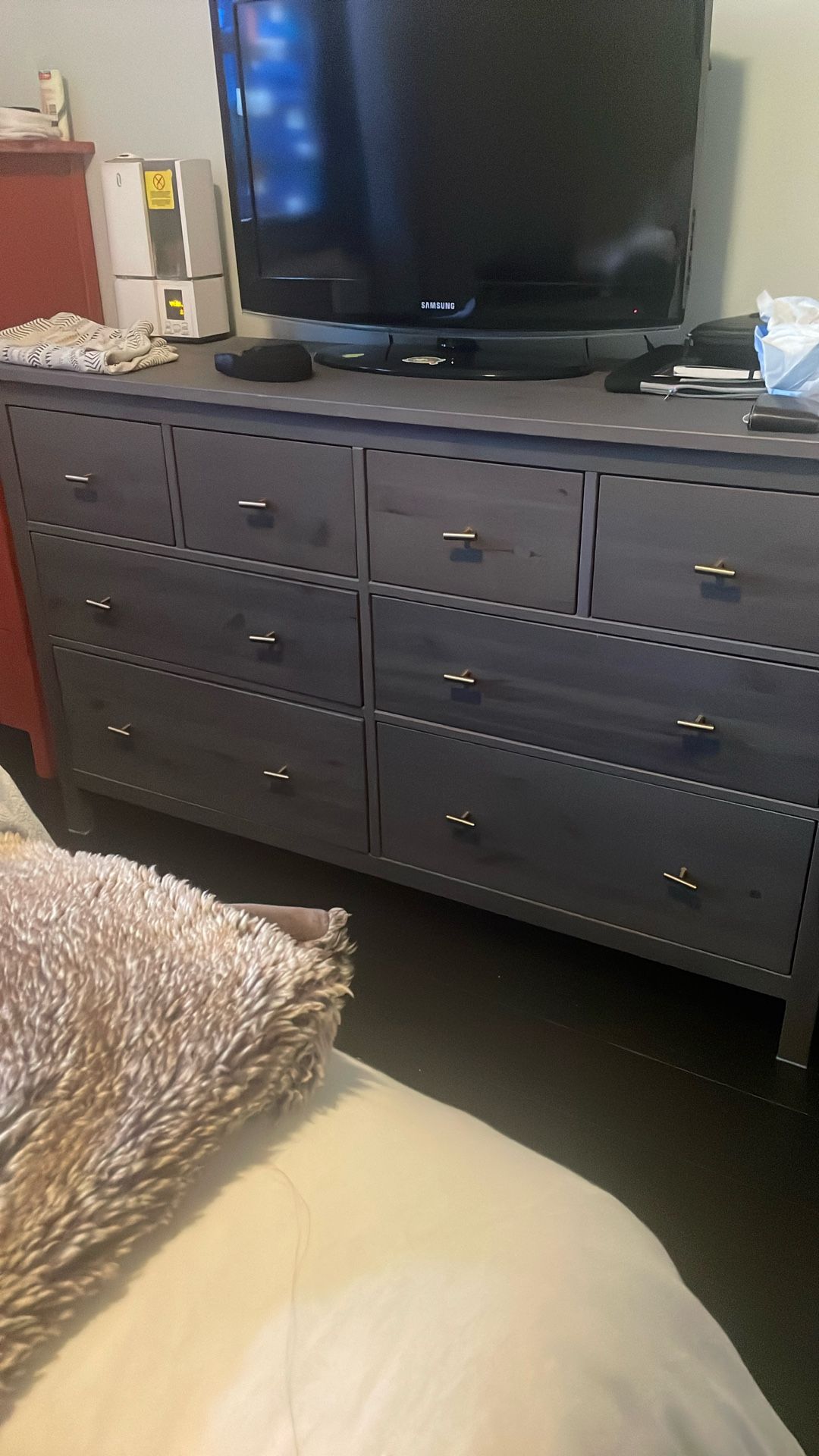 Grey Dresser