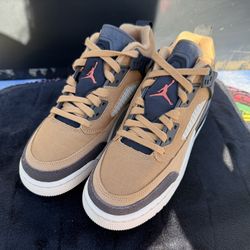 Jordan Spizike Low