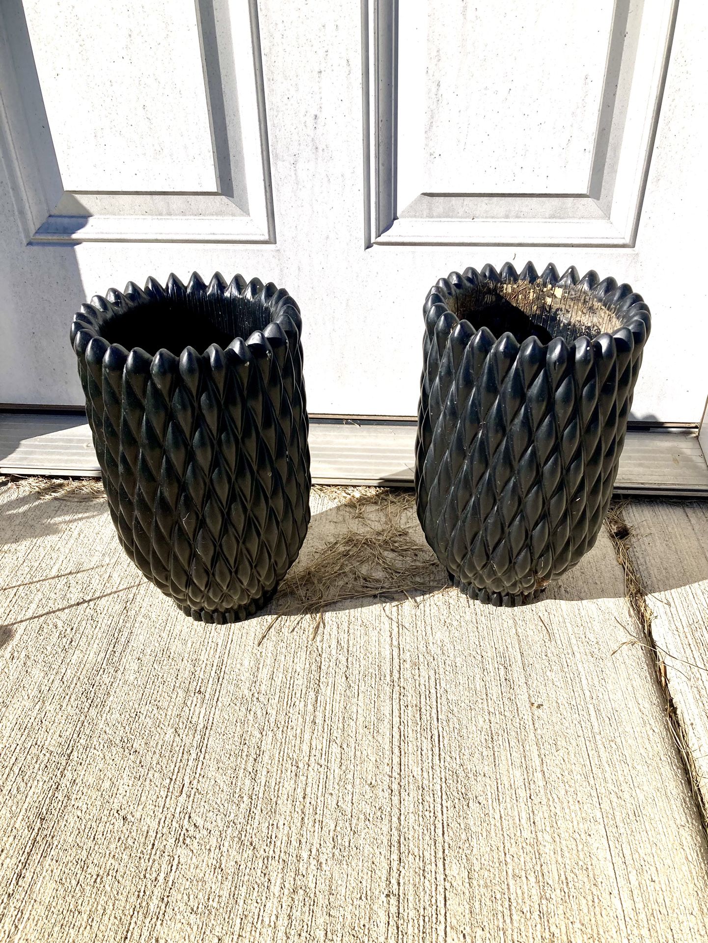 2 Wood Black Pineapple Planters